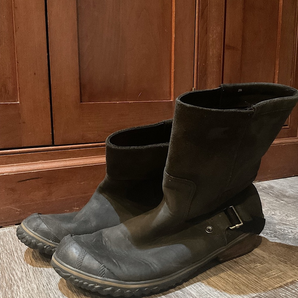 sorel heel boots